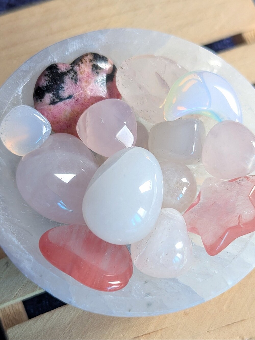 🍒 Rosy Cherry Rhodonite 🌸✨Grounded Heart Chakra Bowl 💖 Crystal Gem Stones